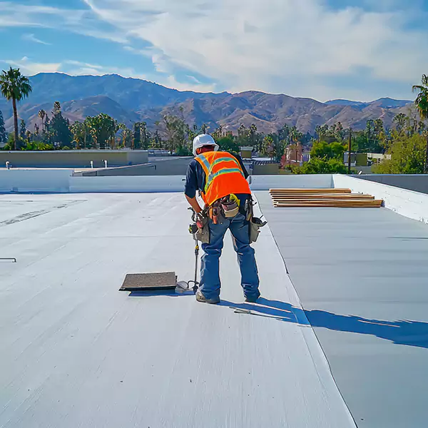 Why Gurnee Roofing Pro Is the Flat Roofing Choice in Gurnee, IL?